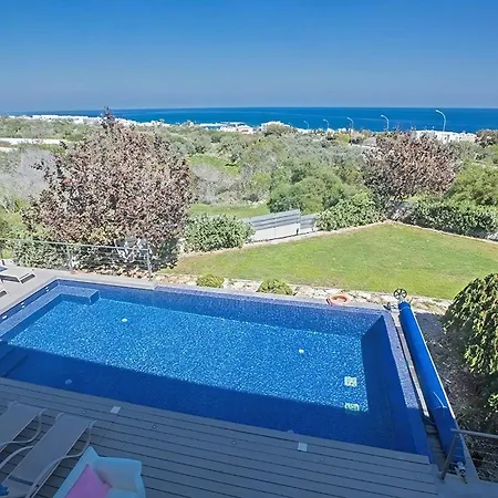 Villa Kono Sunshine - Luxury 4 Bedroom Cape Greco - Close To With Panoramic Views *