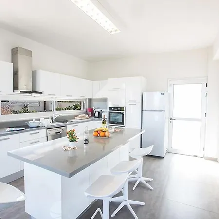 Kono Sunshine - Luxury 4 Bedroom Cape Greco - Close To With Panoramic Views 빌라 *